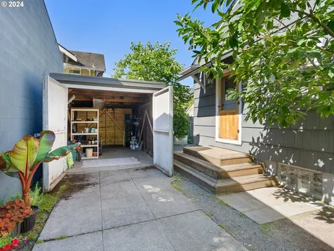 1332 Se Birch Street Portland OR 97214