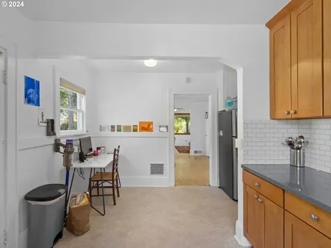1332 Se Birch Street Portland OR 97214