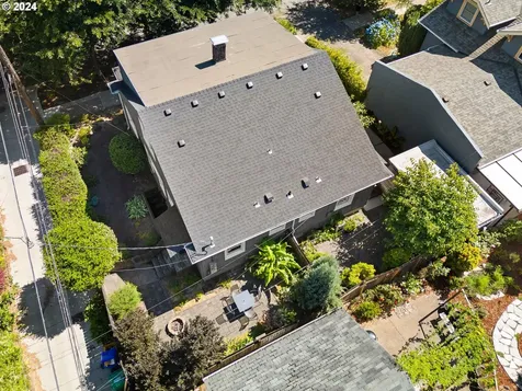 1332 Se Birch Street Portland OR 97214
