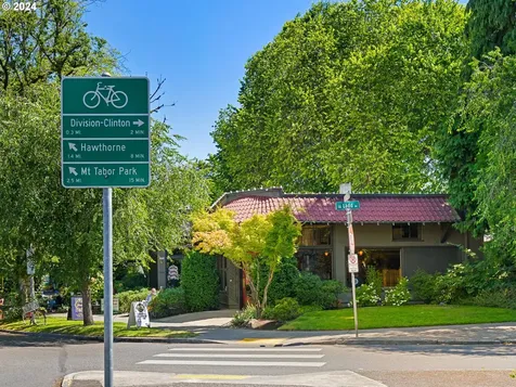 1332 Se Birch Street Portland OR 97214
