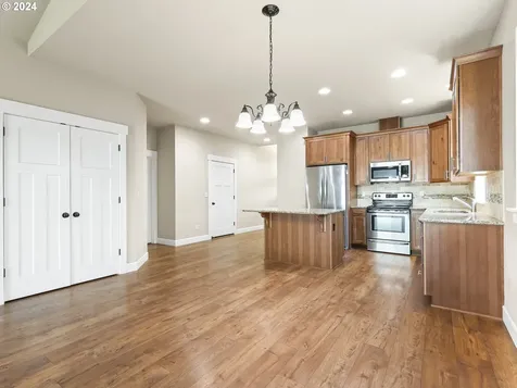 119 Ne Megan Drive Estacada OR 97023