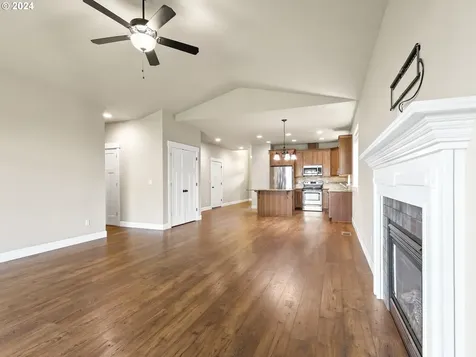 119 Ne Megan Drive Estacada OR 97023