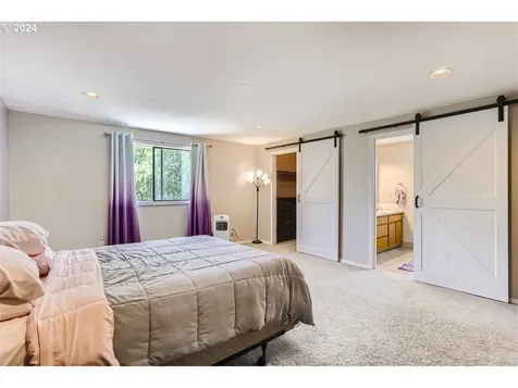 1348 NE Kennedy Lane Hillsboro OR 97124