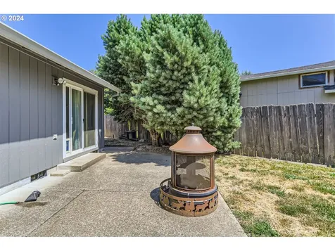 1348 NE Kennedy Lane Hillsboro OR 97124