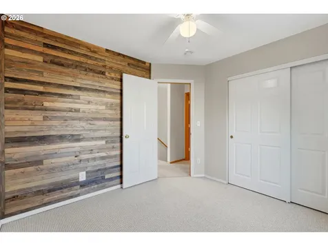 37373 Goldenrain Street Sandy OR 97055