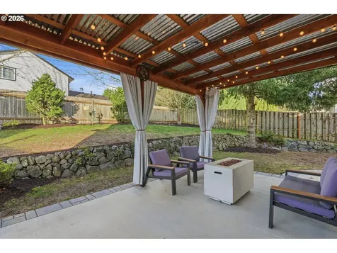 37373 Goldenrain Street Sandy OR 97055