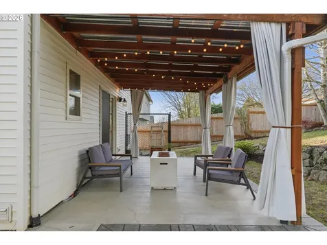 37373 Goldenrain Street Sandy OR 97055