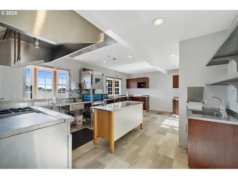 6630 Alderbrook Road Tillamook OR 97141