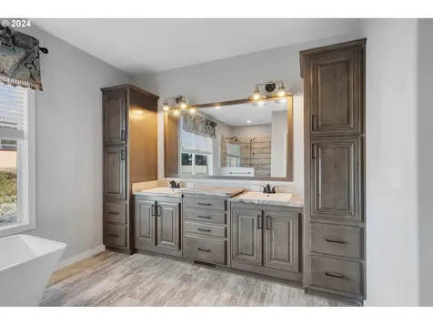 6630 Alderbrook Road Tillamook OR 97141