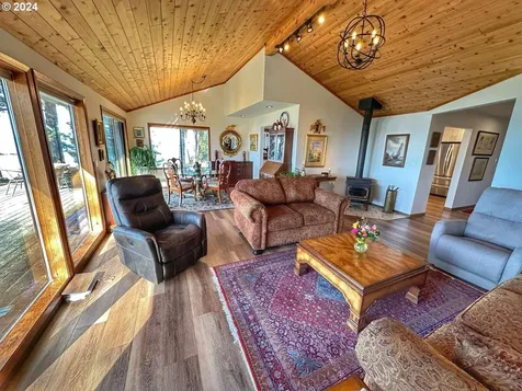 15532 Oceanview Drive Brookings OR 97415