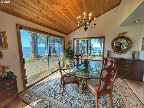 15532 Oceanview Drive Brookings OR 97415