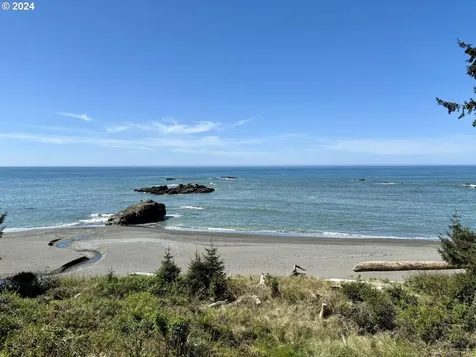 15532 Oceanview Drive Brookings OR 97415