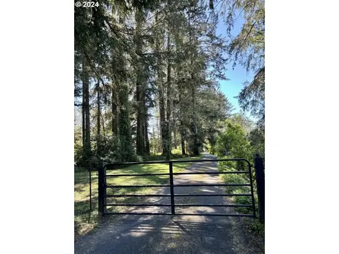 15532 Oceanview Drive Brookings OR 97415