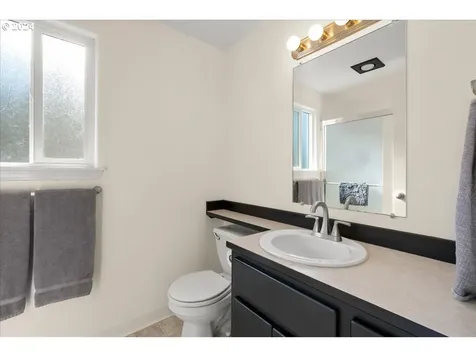 16020 NE 93rd Street Vancouver WA 98682