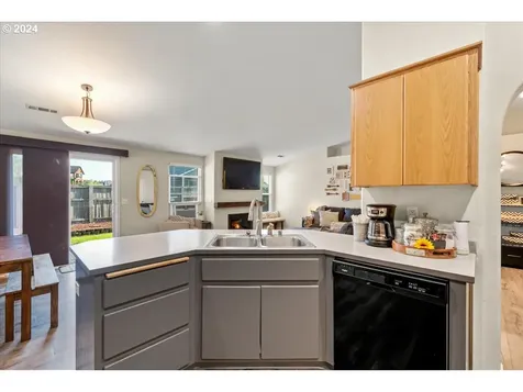 16020 NE 93rd Street Vancouver WA 98682