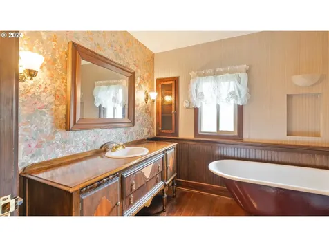 1881 Southwest Boulevard Coos Bay OR 97420