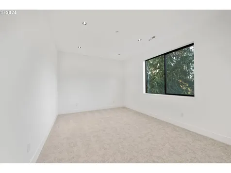 1655 N 25th Street Washougal WA 98671