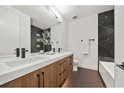 1655 N 25th Street Washougal WA 98671