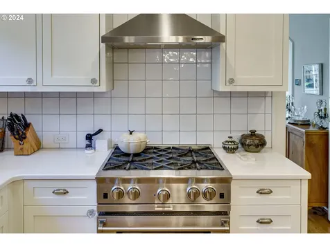 2923 Se Tolman Street Portland OR 97202