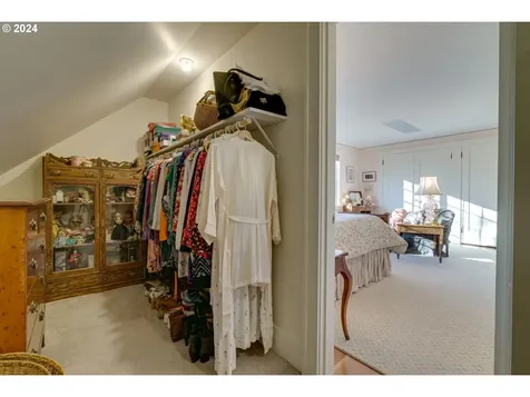 2923 Se Tolman Street Portland OR 97202