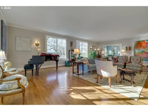 2923 Se Tolman Street Portland OR 97202