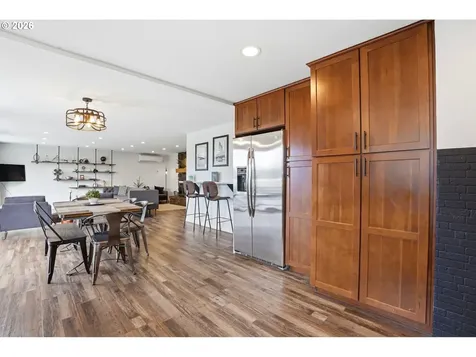 1101 E 33rd Place Vancouver WA 98661