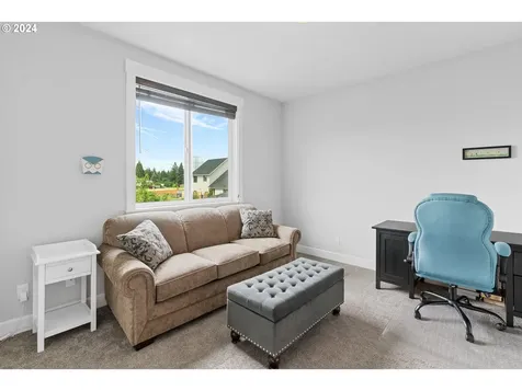 12777 Myrtlewood Way Oregon City OR 97045
