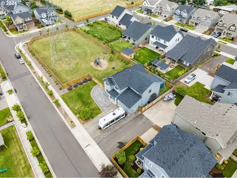 12777 Myrtlewood Way Oregon City OR 97045