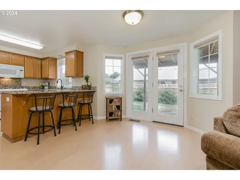 3225 Twin Elms Drive Eugene OR 97408
