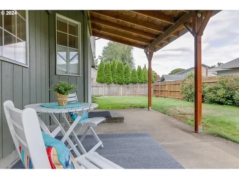 3225 Twin Elms Drive Eugene OR 97408