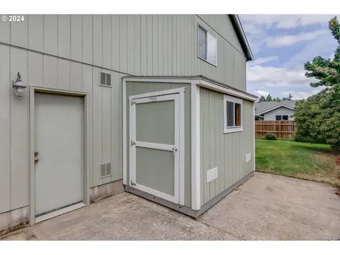 3225 Twin Elms Drive Eugene OR 97408