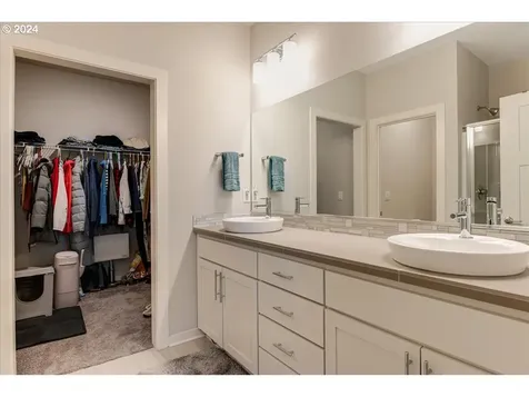 3799 Se Centifolia Avenue Hillsboro OR 97123