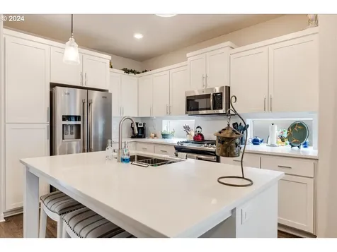 3799 Se Centifolia Avenue Hillsboro OR 97123