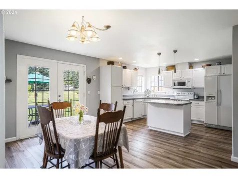 204 Ironwood Court Lyons OR 97358