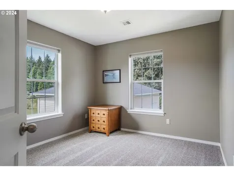 204 Ironwood Court Lyons OR 97358