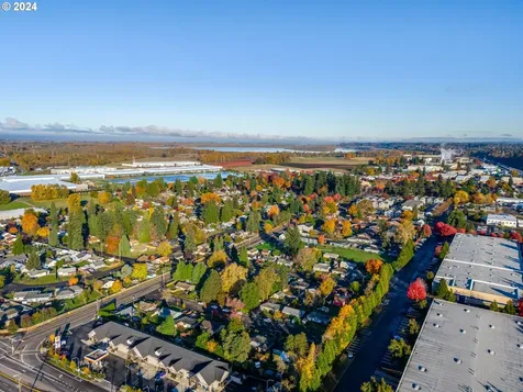 1911 W 27th Street Vancouver WA 98660