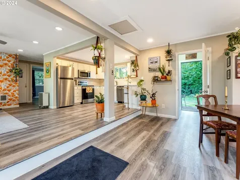 1911 W 27th Street Vancouver WA 98660