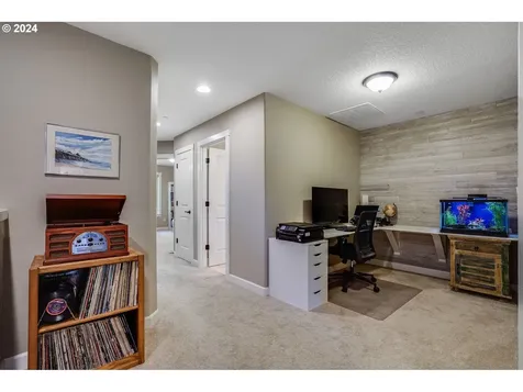 1843 Nw Sage Street Camas WA 98607