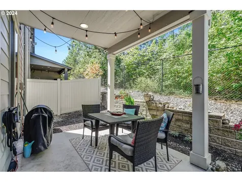 1843 Nw Sage Street Camas WA 98607