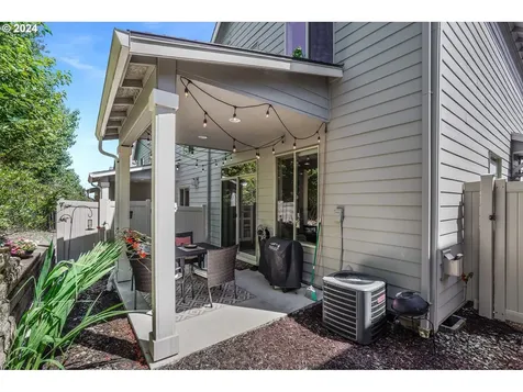 1843 Nw Sage Street Camas WA 98607