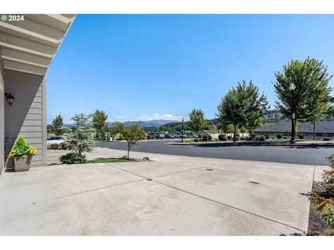1843 Nw Sage Street Camas WA 98607