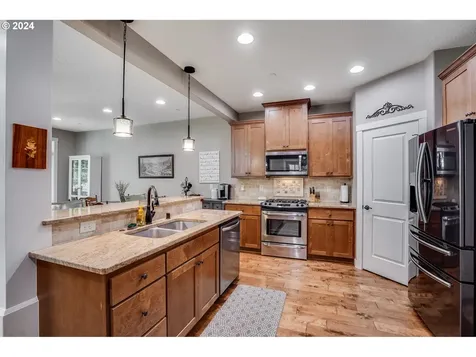 1843 Nw Sage Street Camas WA 98607