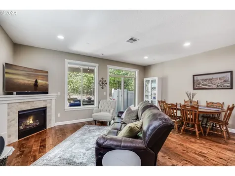 1843 Nw Sage Street Camas WA 98607
