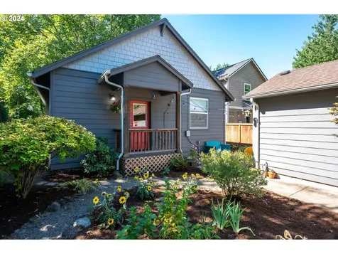 9450 N Woolsey Avenue Portland OR 97203