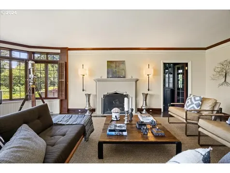 2681 SW Buena Vista Drive Portland OR 97201