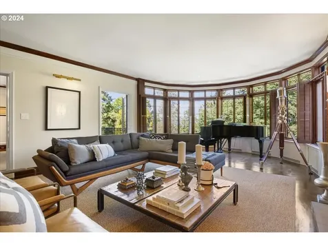 2681 SW Buena Vista Drive Portland OR 97201