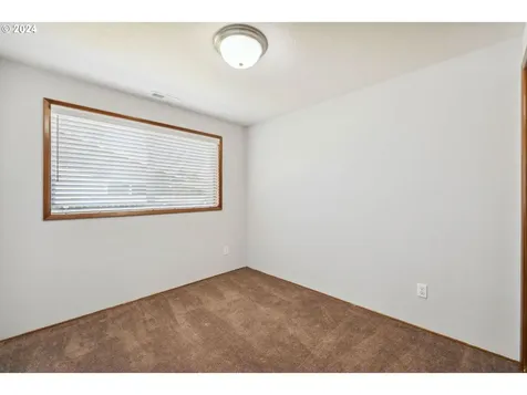 1240 Sanford Street Coos Bay OR 97420