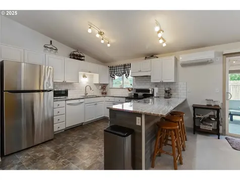 142 Charles Street Longview WA 98632