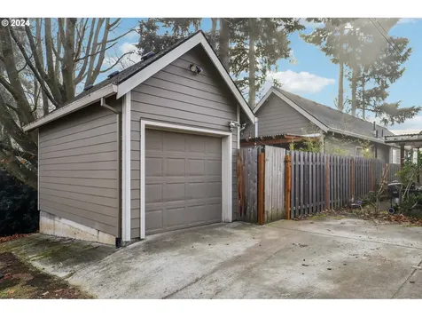 6929 N Armour Street Portland OR 97203