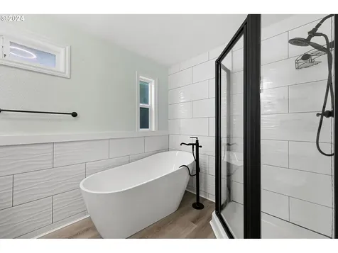 3045 Bell Avenue Eugene OR 97402